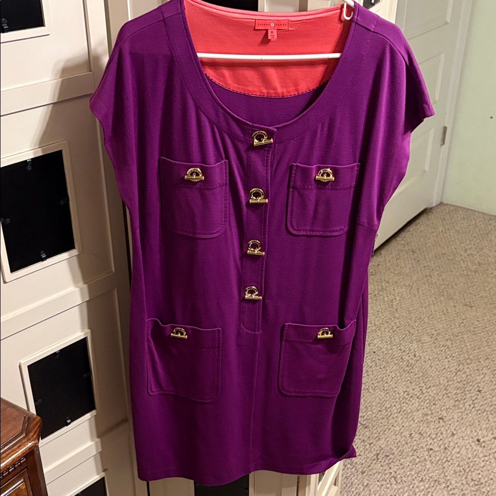 Ivanka Trump Vibrant dress